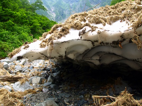 みなかみ一の倉沢_残雪